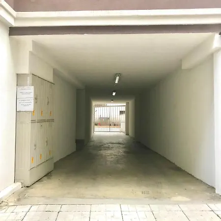 Apartment съни хоум